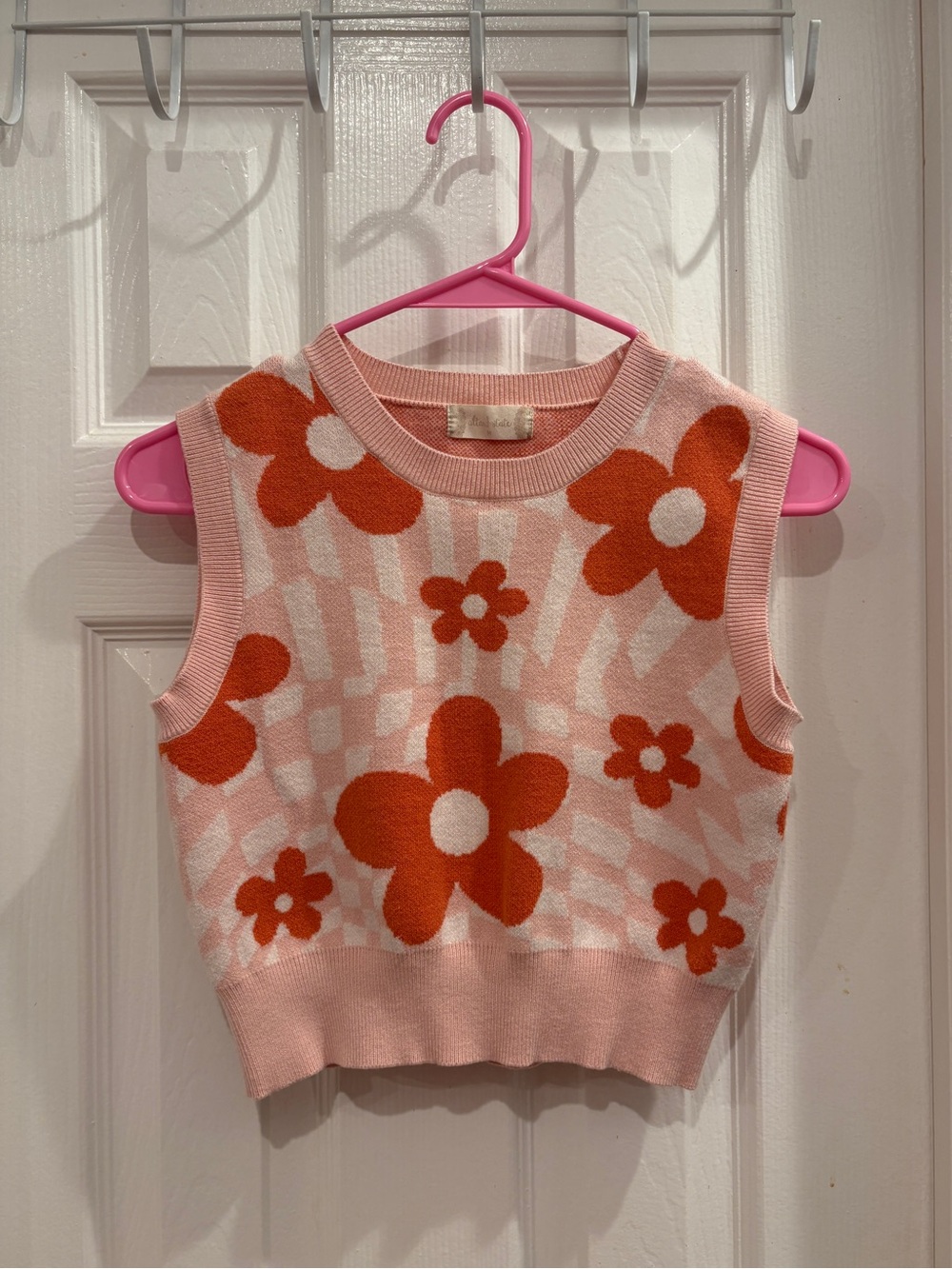 Altard State Pink & Orange Floral Knit Tank Top 🫧